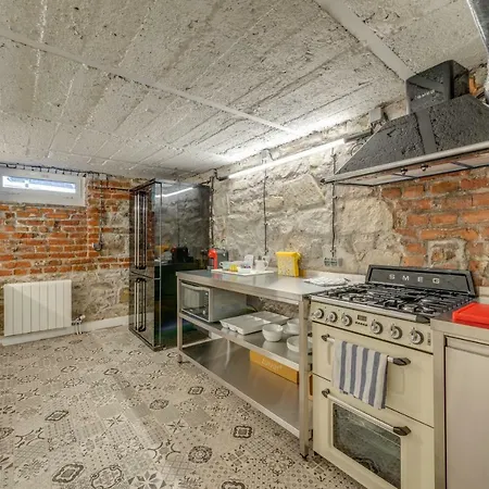 House Guest house