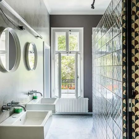 House Guest house *
